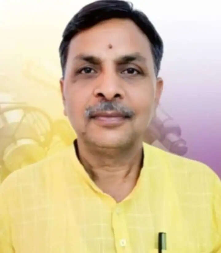 सपा जनता को कर रही गुमराह, एसआईआर प्रक्रिया पूरी तरह पारदर्शी : कमलेश श्रीवास्तव