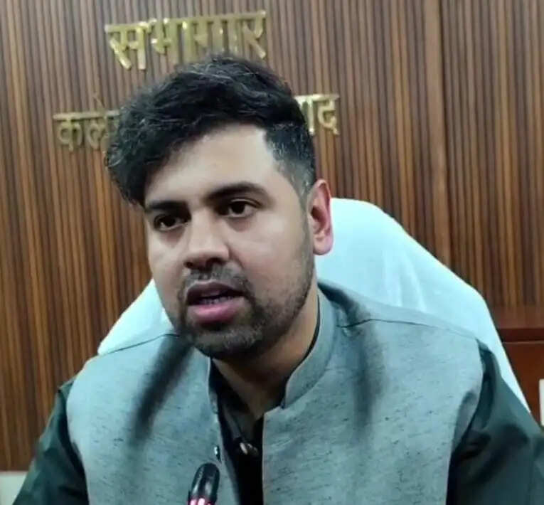 मेरा प्रयास समस्याओं का समयबद्ध गुणवत्तापूर्ण निस्तारण हो : अनुनय झा