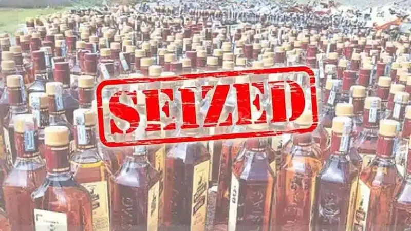 किशनपुर थाना पुलिस की बड़ी कार्रवाई, 324 लीटर नेपाली शराब बरामद