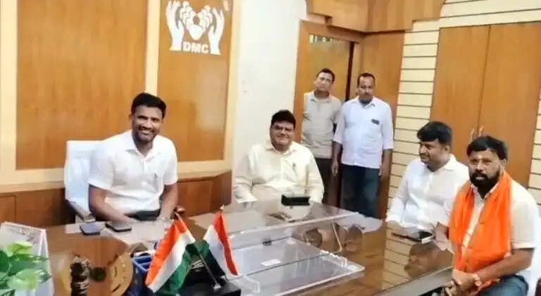 दुर्गापुर नगर निगम को मिला नया प्रशासक, डीएम एस पोन्नाम्बलम ने संभाली जिम्मेदारी