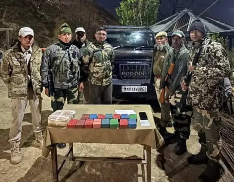 तेंगनौपाल नाका चेक पोस्ट पर भारी मात्रा में मादक पदार्थ जब्त