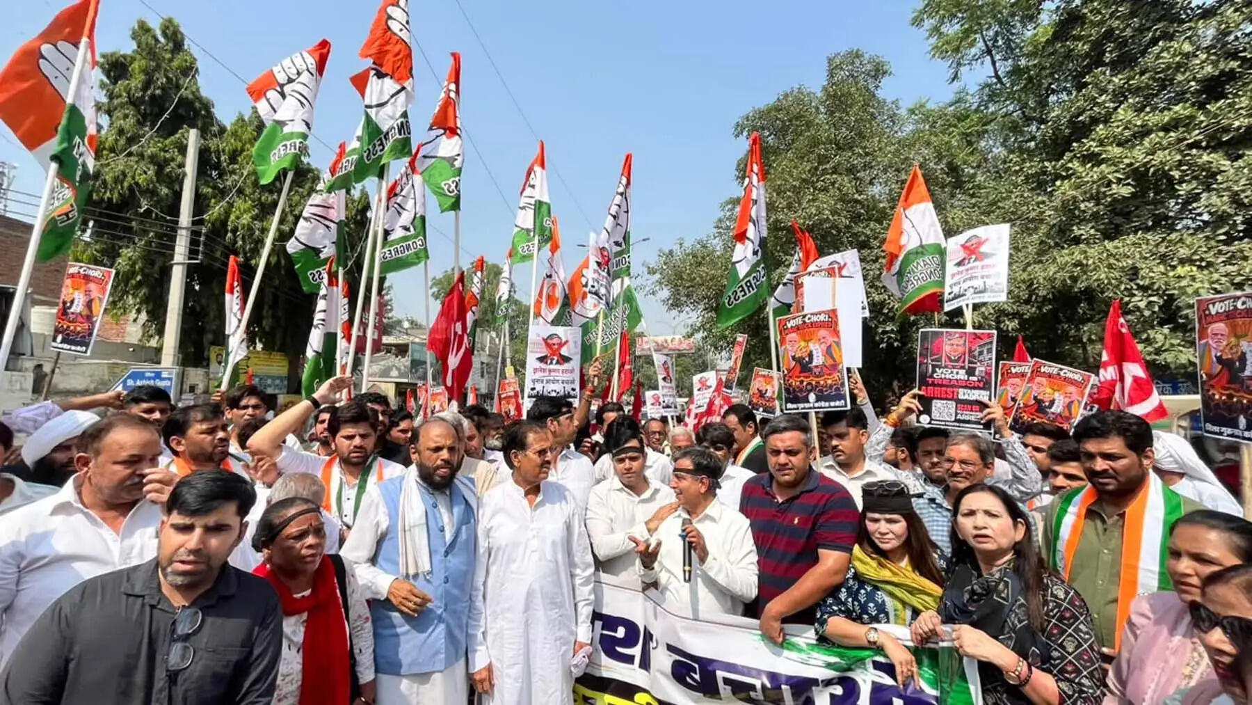 वोट चोरी के आरोप पर गुरुग्राम में भी गरजा विपक्ष