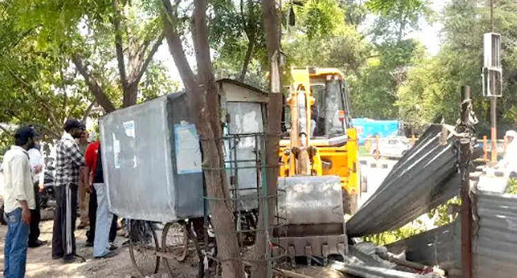 अतिक्रमण के खिलाफ देवपुरा से रानीपुर चौक तक चला अभियान