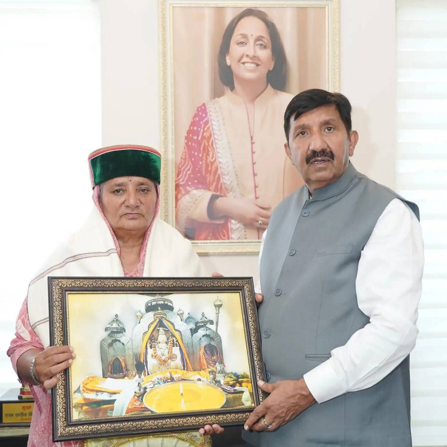 जिला परिषद सदस्य सुलिंदर पाल कौर ने उपमुख्यमंत्री से की मुलाकात