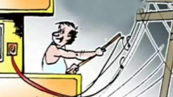 बिजली विभाग की छापेमारी, 23 घरों में चोरी पकड़ी, 28 कनेक्शन काटे
