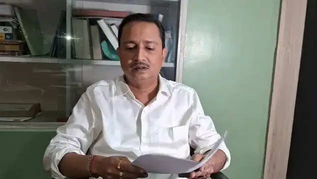 जलपाईगुड़ी नगरपालिका&nbsp;चेयरमैन सैकत चट्टोपाध्याय ने दिया इस्तीफा