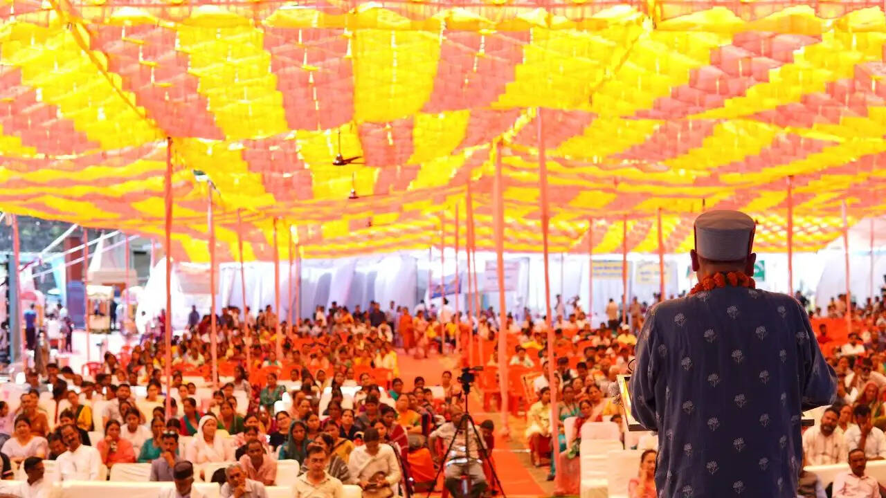 कैबिनेट मंत्री सतपाल महाराज ने किया बहुउद्देशीय शिविर का शुभारंभ