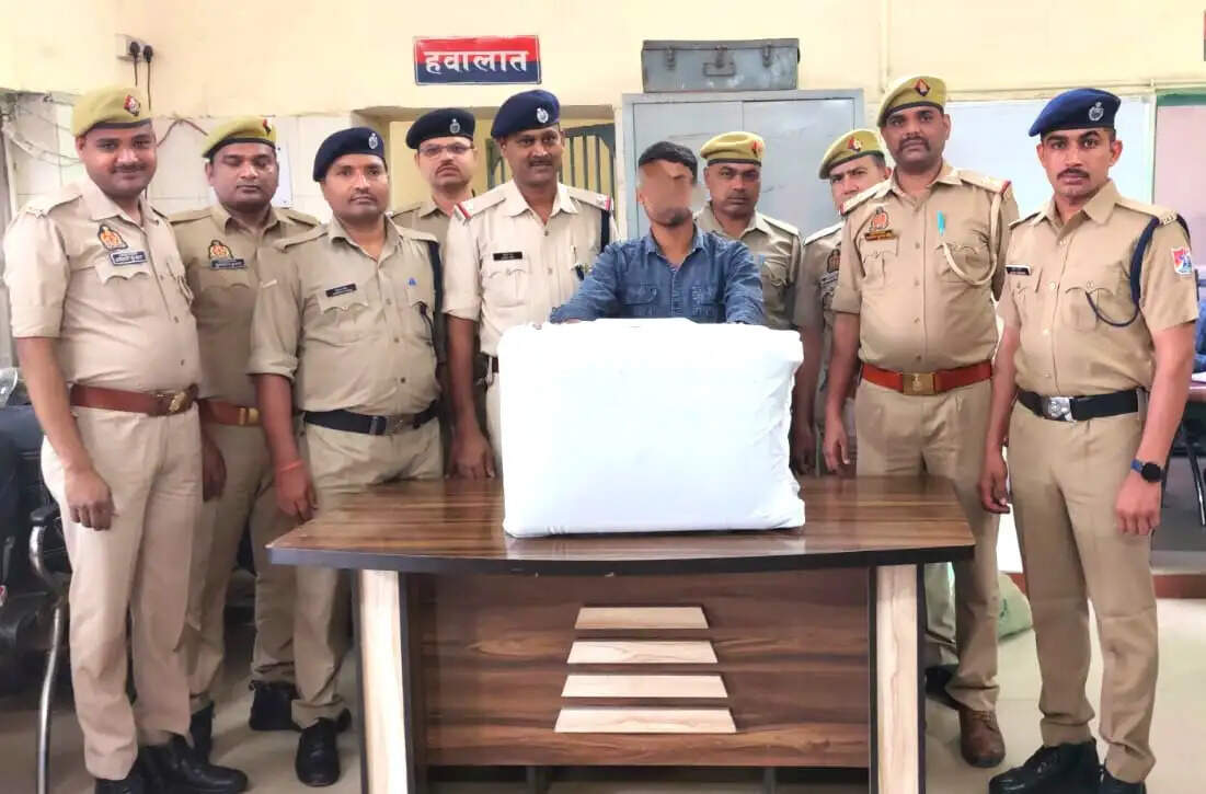 बिहार ले जा रहा था 15 लाख का गांजा, जीआरपी ने तस्कर काे किया गिरफ्तार