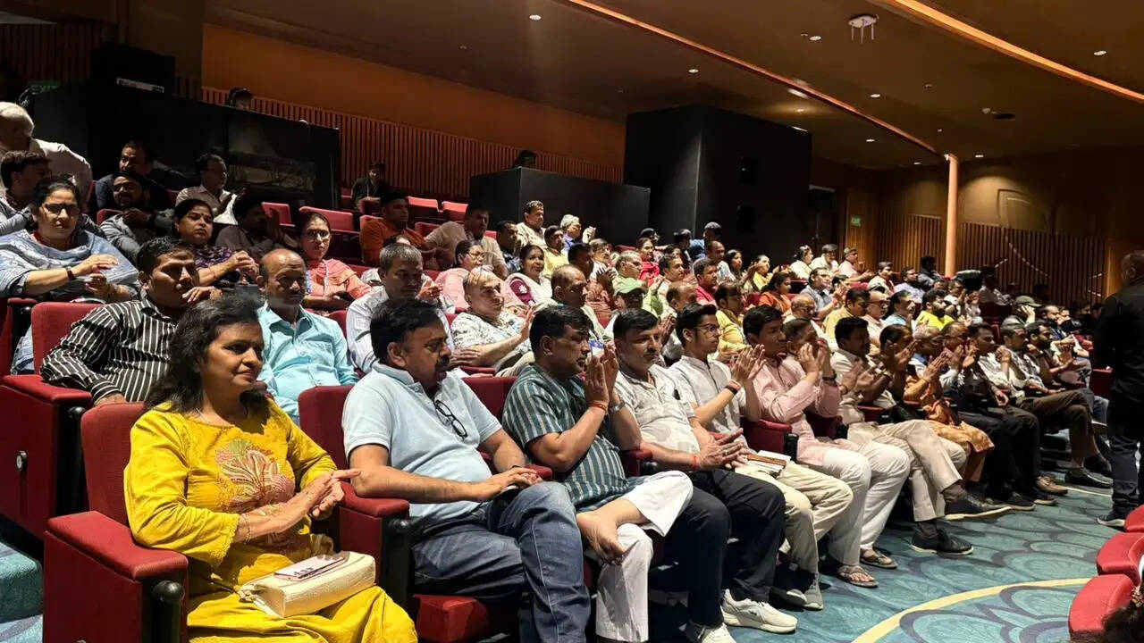 आईएफएफडी के समापन पर फिल्म ‘शतक : संघ के सौ वर्ष’ एवं लोकमाता देवी अहिल्याबाई की विशेष स्क्रीनिंग