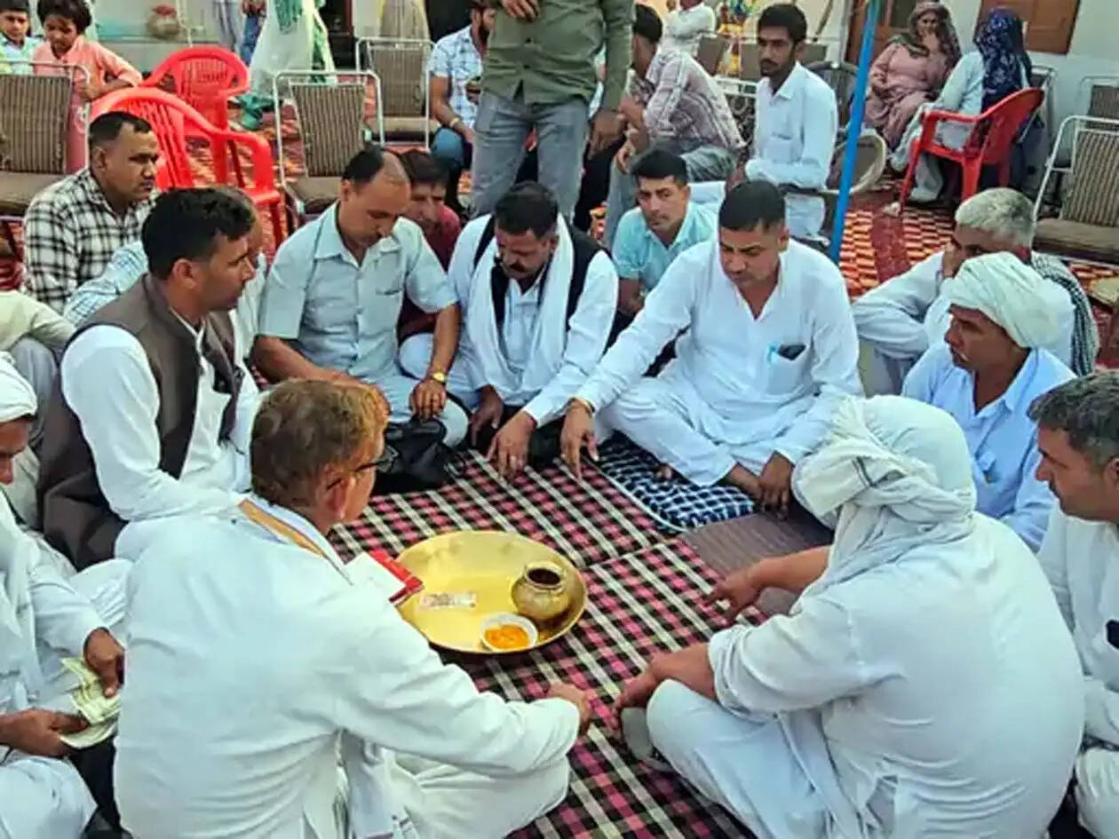 हिसार : मात्र एक रुपया लेकर पूरी करवाई भात की रस्म, गांव में हो रही सराहना