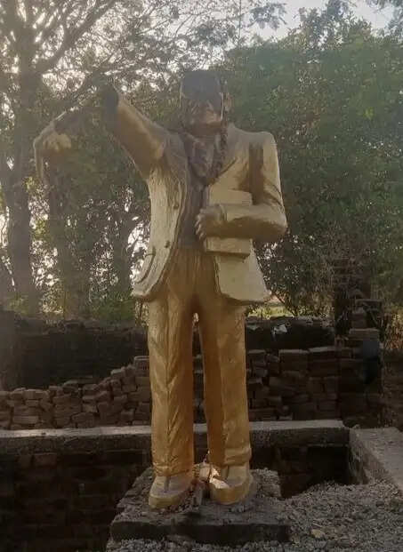 झांसी : डॉ. आंबेडकर की प्रतिमा क्षतिग्रस्त कर सामाजिक सद्भाव बिगाड़ने का प्रयास