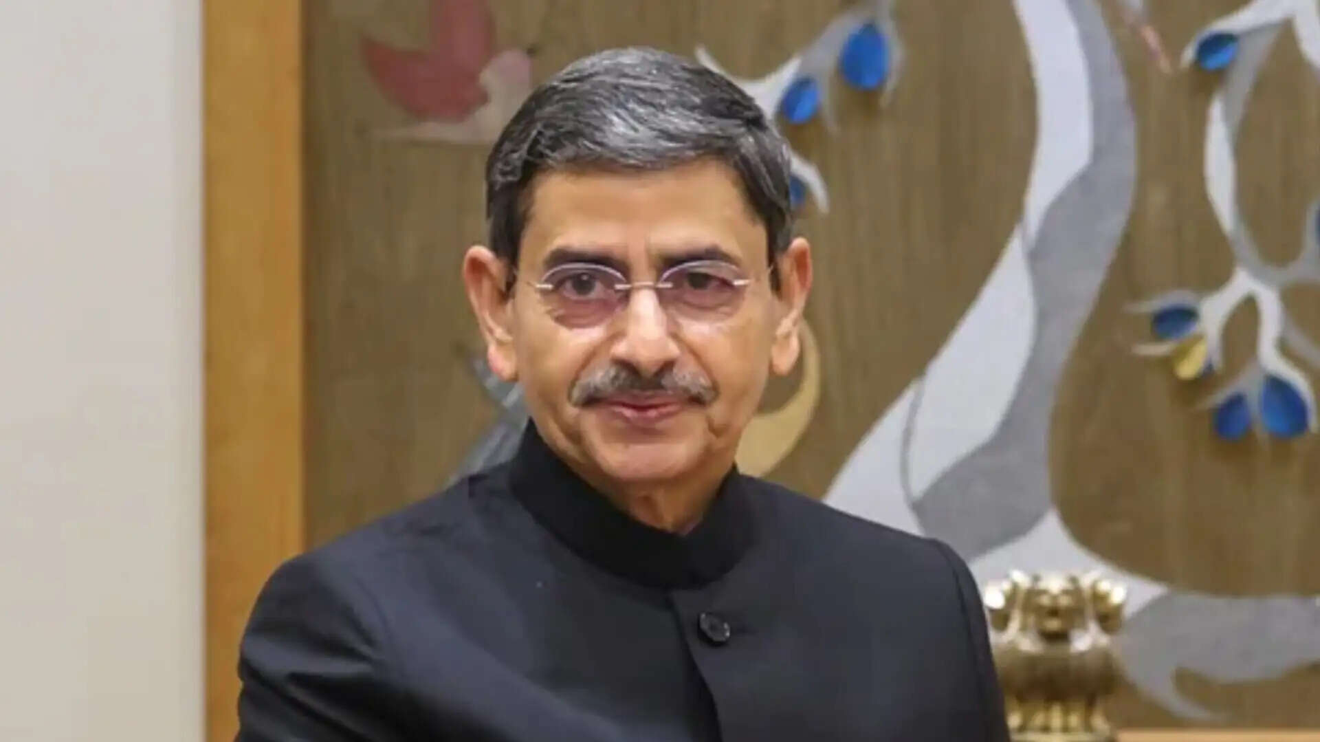 पश्चिम बंगाल में निष्पक्ष मतदान के लिए लोक भवन ने शुरू की नागरिक हेल्पलाइन