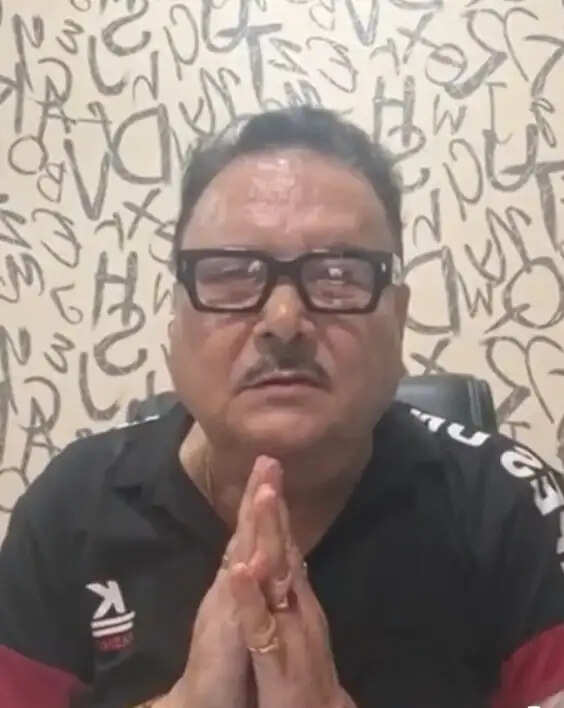 कामरहाटी में प्रदर्शनकारियों ने की मदन मित्रा की गाड़ी में तोड़फोड़, विधायक ने जान का खतरा बताया