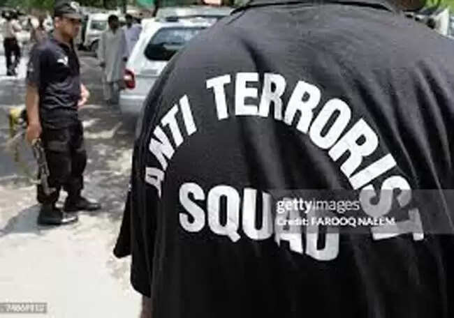 ठाणे जिले में ईडी और एटीएस की संयुक्त छापामार कार्रवाई जारी