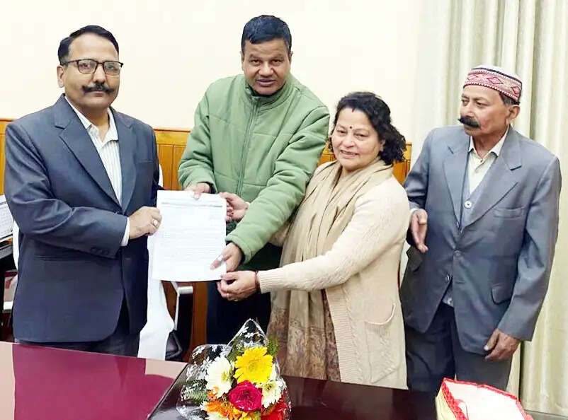 जनहित संस्था ने जिलाधिकारी से की मार्गों पर वन-वे व्यवस्था लागू कराने की मांग