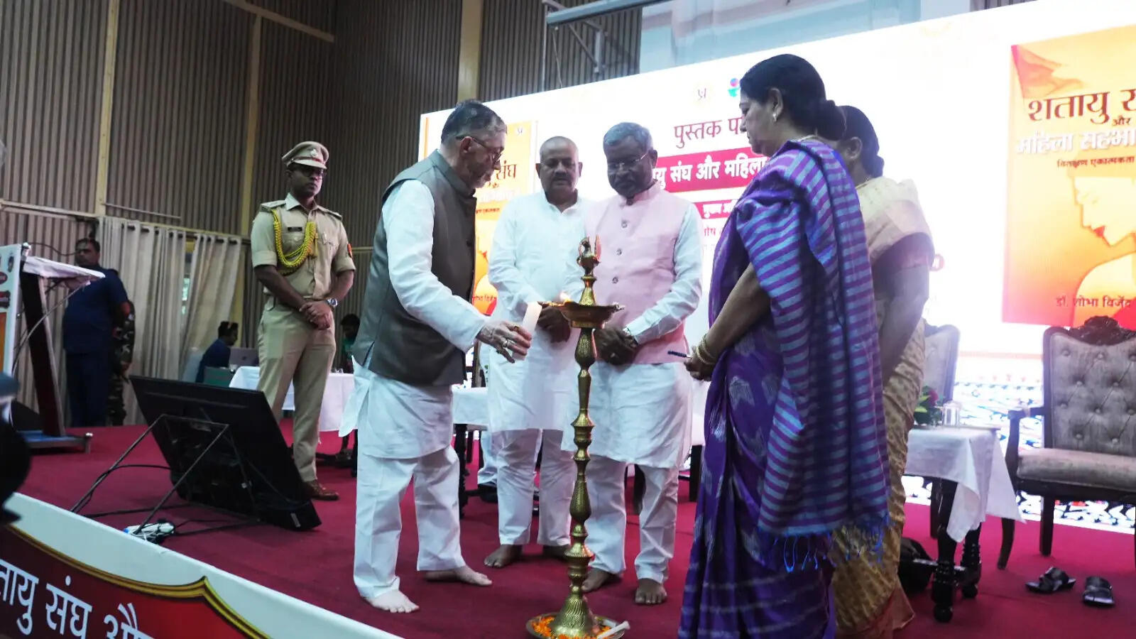 लोकतांत्रिक संस्थाओं में महिलाओं की भागीदारी बढ़ना समय की आवश्यकता : राज्यपाल