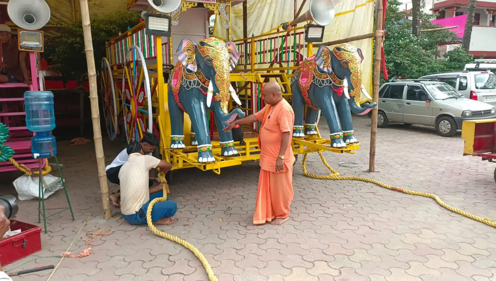 रथयात्रा की तैयारी जोरों पर, गुरुवार को निकलेगी भव्य रथ