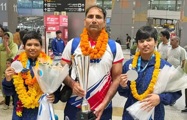 सोनीपत: विश्व कुश्ती में भारत का परचम, सात पदक विजेताओं का हुआ स्वागत