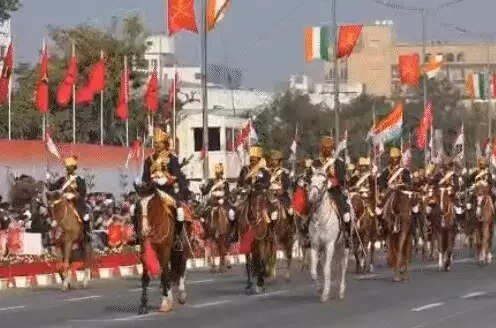 आर्मी डे परेड रिहर्सल में दिखी भारतीय सेना की शक्ति, मिसाइल, टैंक-हेलिकॉप्टर और बाइक करतबों ने मोहा मन