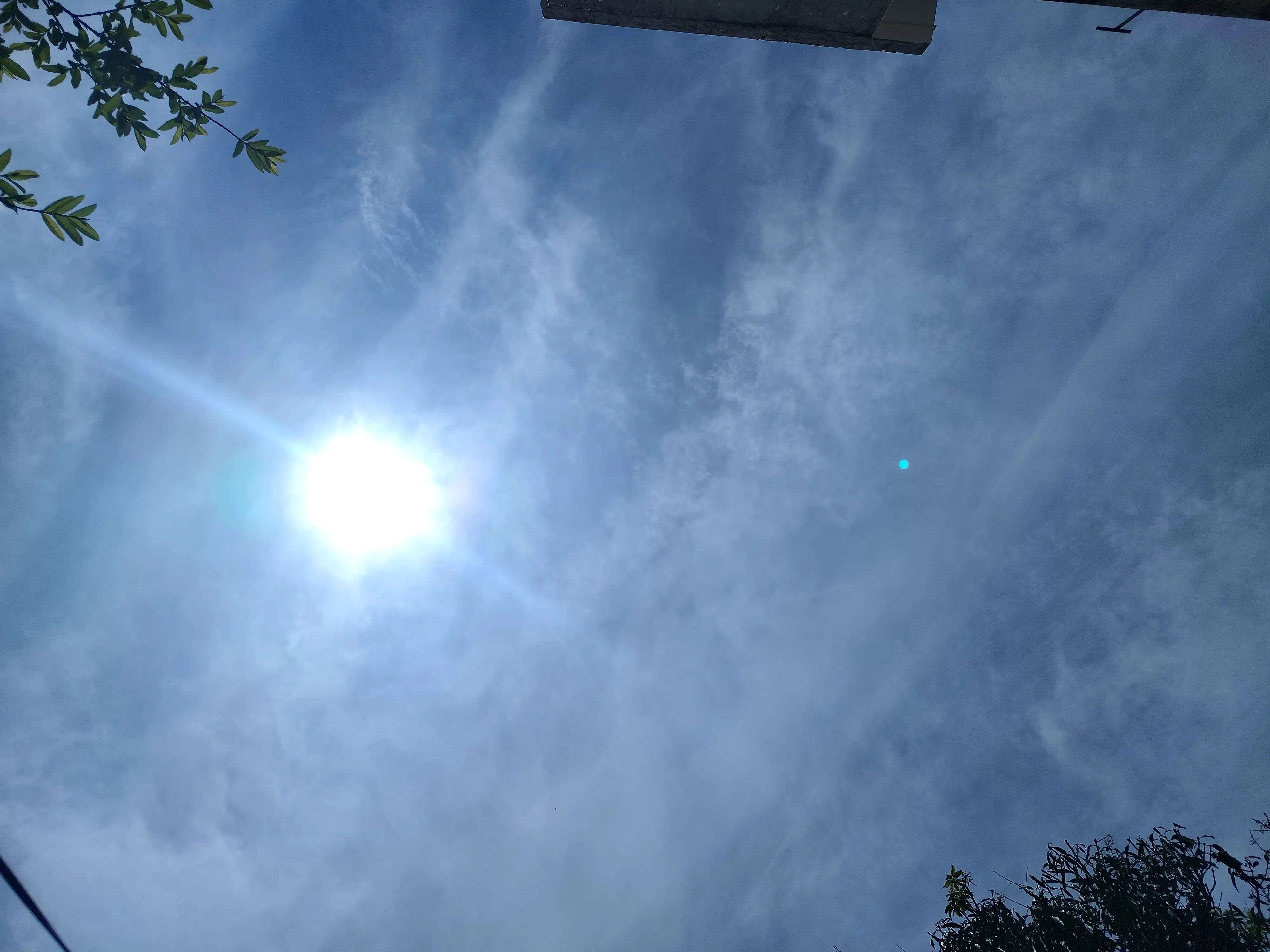 उत्तराखंड में फिर बदलेगा मौसम का मिजाज, पहाड़ों पर बारिश-बर्फबारी और मैदानों में गर्मी होगी तेज