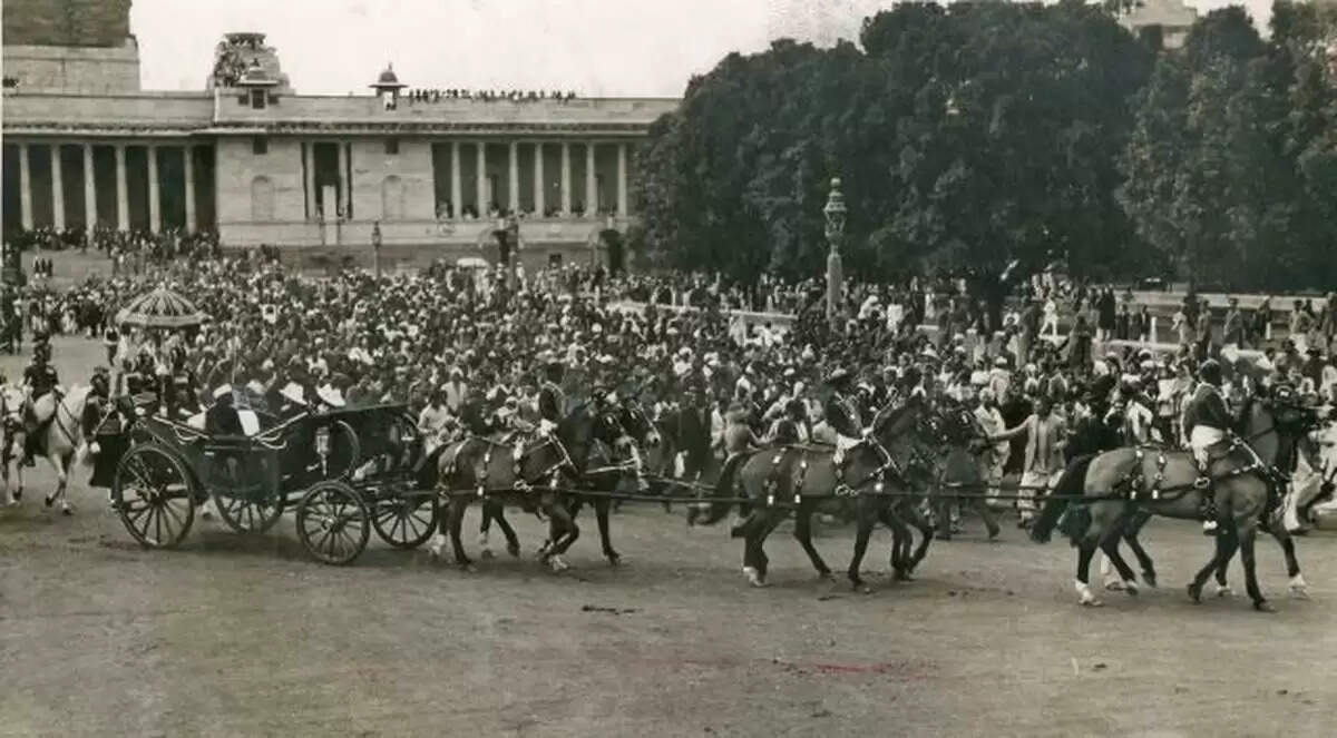 इतिहास के पन्नों में 26 जनवरी : 1950 में भारत बना संप्रभु लोकतांत्रिक गणराज्य