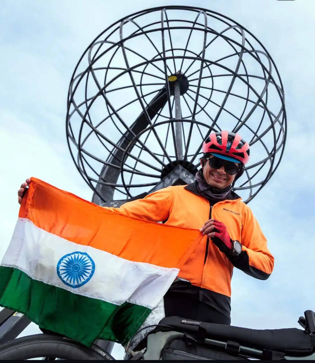 हिसार के निशांत मेहता ने रचा इतिहास, साइकिल से 4000 किलोमीटर की नॉर्थकेप-4000 चुनौती को पूरा किया