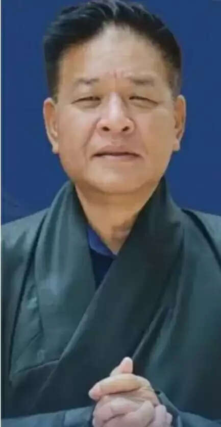 निर्वासित तिब्बत सरकार : पेंपा सेरिंग 27 मई को दूसरी बार लेंगे सिक्योंग पद की शपथ