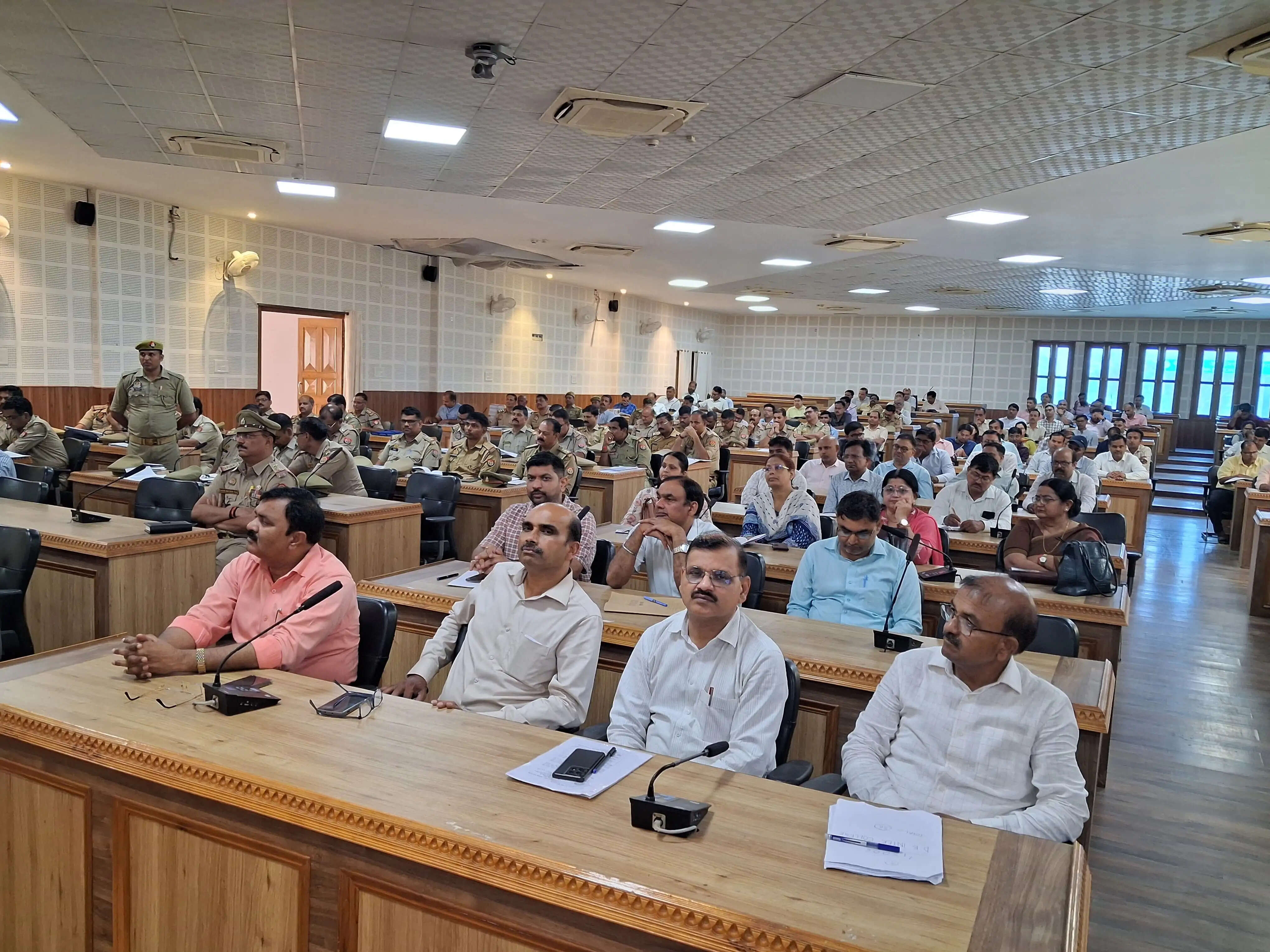 गोरखपुर में आरक्षी भर्ती परीक्षा की तैयारी पूरी, 44 केंद्रों पर 1.16 लाख अभ्यर्थी देंगे परीक्षा