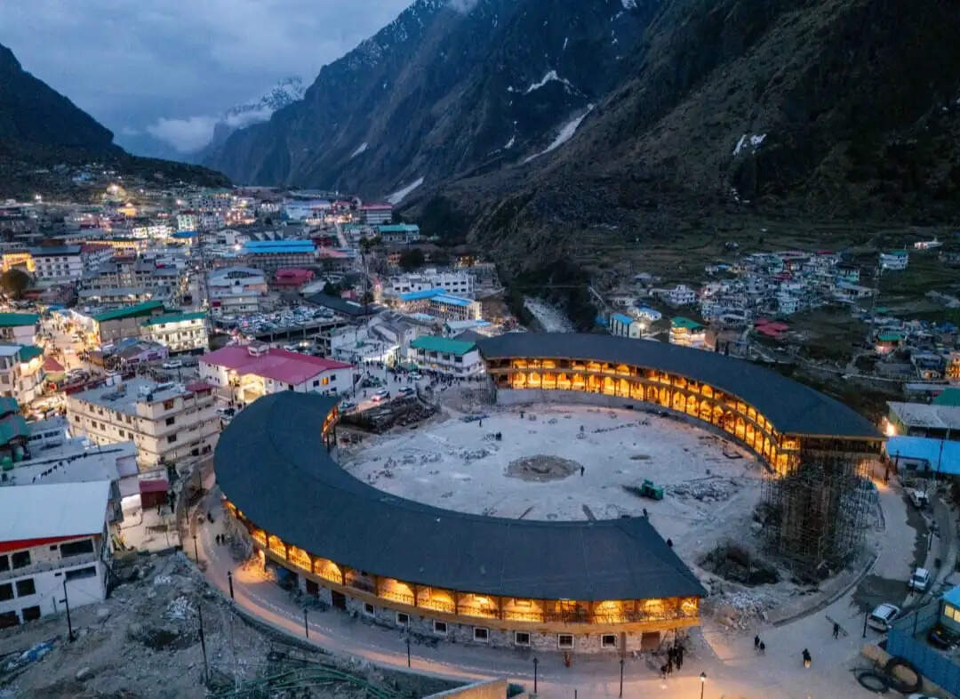 बद्रीनाथ धाम का दिव्य व भव्य स्वरुप लेने लगा आकार,