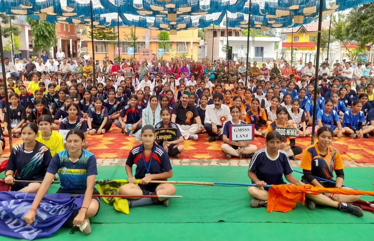 झुंगा देवी में 24 करोड़ की लागत से बनेगा अत्याधुनिक सुविधाओं से लैस इंडोर स्टेडियम : यादविंद्र गोमा