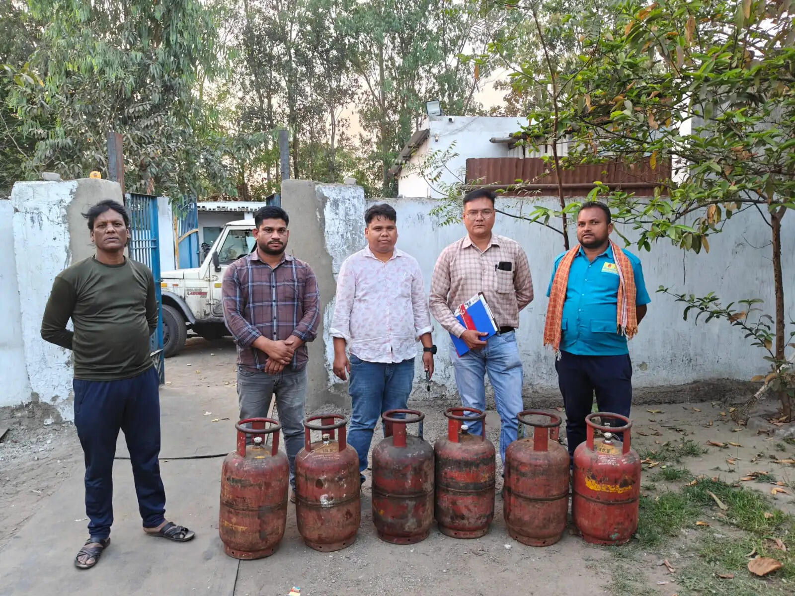 कोरबा : घरेलू गैस का व्यावसायिक उपयोग करने वालों पर कार्रवाई जारी