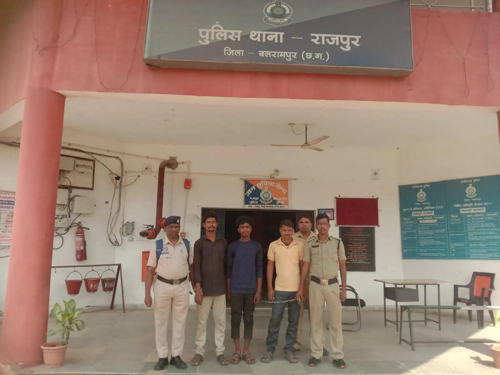 सिंचाई पंप चोरी करने वाले गिरोह का पर्दाफाश, तीन आरोपित गिरफ्तार