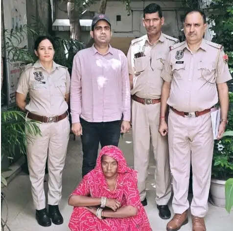 रक्षाबंधन की भीड़ में महिला का मंगलसूत्र चुराने वाली आरोपित गिरफ्तार
