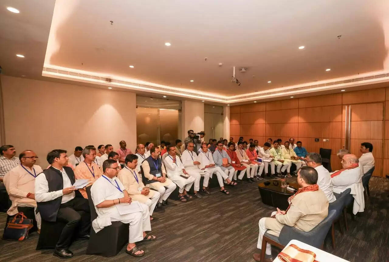 कोलकाता में 27 अप्रैल तक डेरा डालेंगे अमित शाह