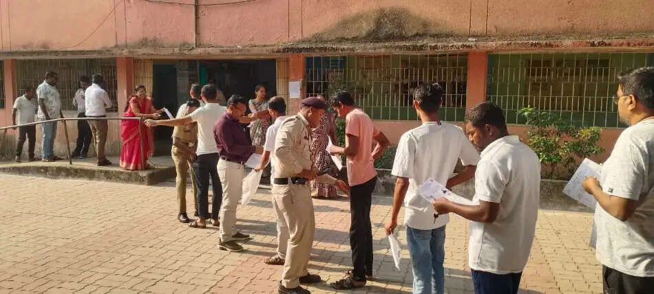 धमतरी जिले में 2334 ने दी पीएससी प्रारंभिक चयन परीक्षा