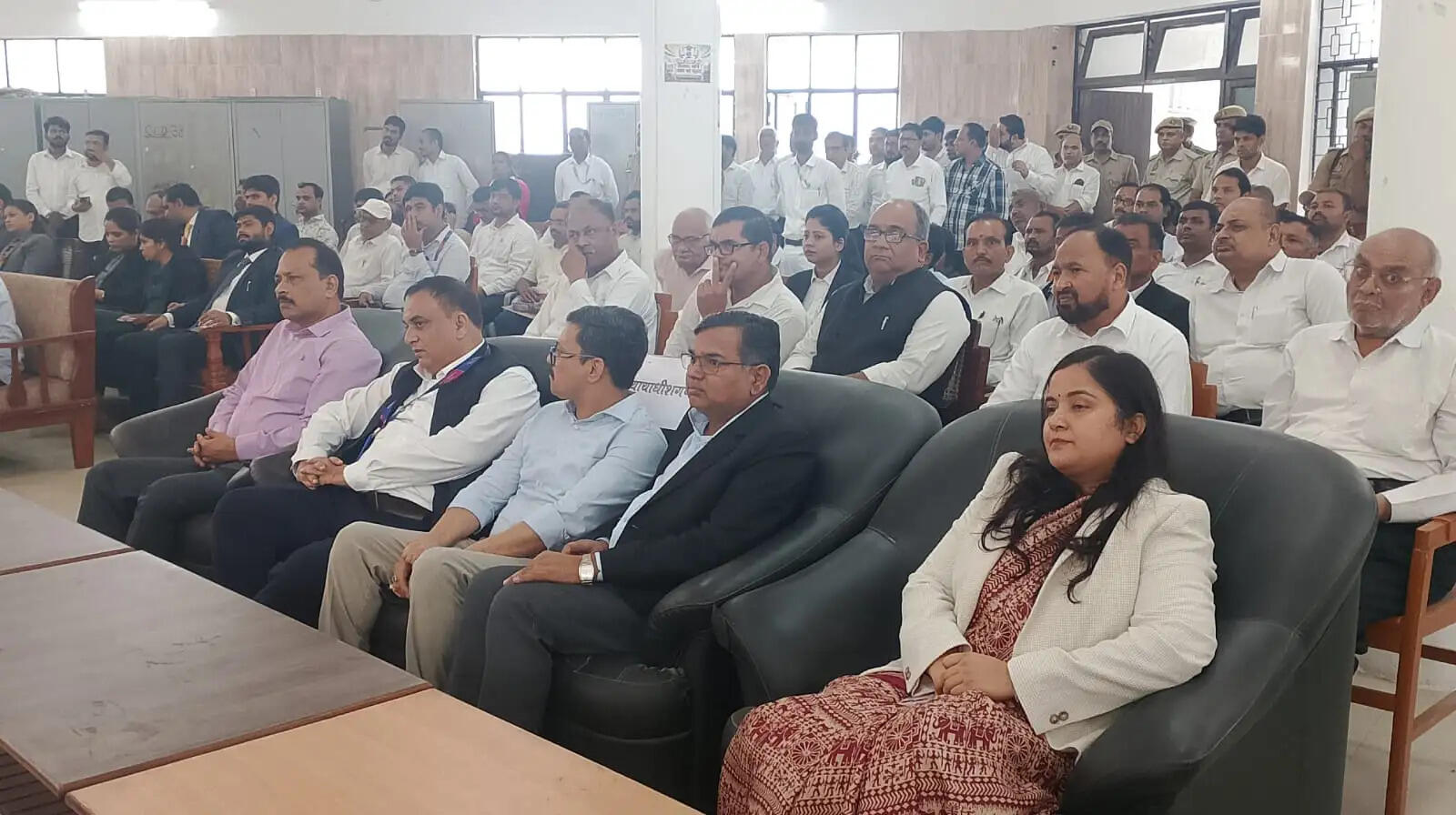 देवरिया : राष्ट्रीय लोक अदालत में करीब पाैने तीन लाख मामलों का निस्तारण