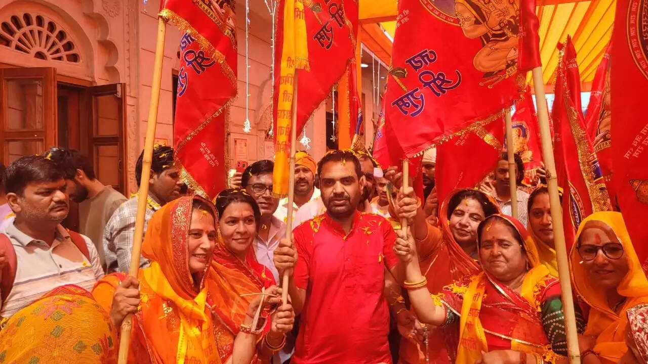 जन्मोत्सव पर जयपुर हनुमानमय: मंदिरों में उमड़ी श्रद्धालुओं की भीड़