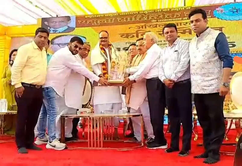 महिलाओं की प्रगति में रोड़ा बना विपक्ष : ब्रजेश पाठक