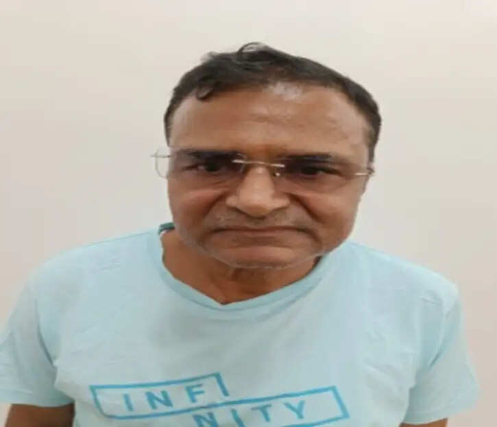 एसआई भर्ती पेपर लीक मामला: बेटे-बेटी को लीक पेपर पढ़ाने वाला डिपो मैनेजर गिरफ्तार