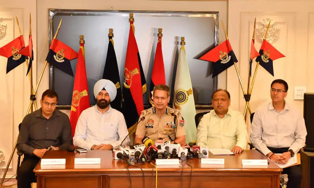 पंजाब&nbsp;भाजपा&nbsp;मुख्यालय&nbsp;पर&nbsp;ग्रेनेड&nbsp;हमले&nbsp;के&nbsp;मुख्य&nbsp;आरोपी&nbsp;रेवाड़ी&nbsp;से&nbsp;काबू