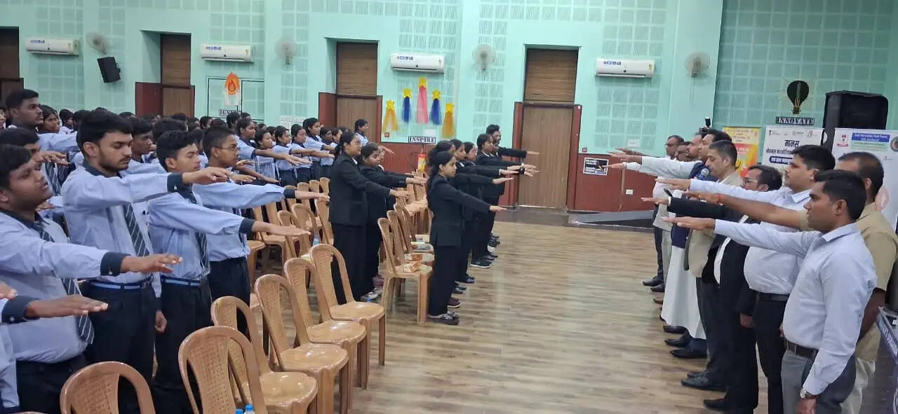 डालसा ने संत जेवियर्स स्कूल के बच्चों को नशे के खिलाफ किया जागरूक