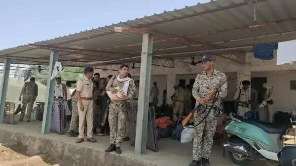 चंबल नदी से रेत उत्खनन एवं परिवहन पर पूर्ण प्रतिबंध, एसएएफ बल तैनात