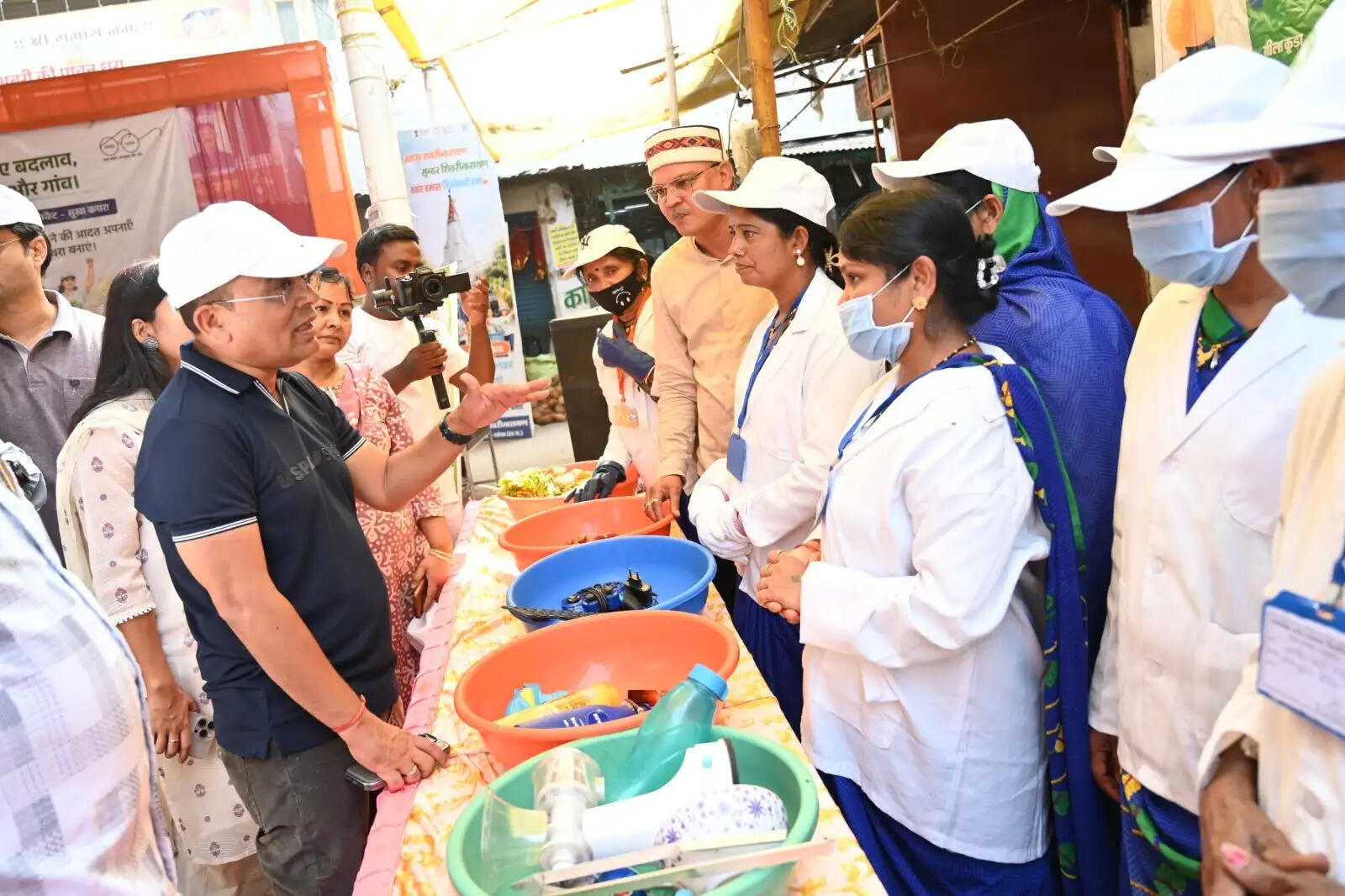 शिवरीनारायण में नारी शक्ति स्वच्छता दौड़ का आयोजन, महिलाओं ने दिया स्वच्छता और प्लास्टिक मुक्त शहर का संदेश