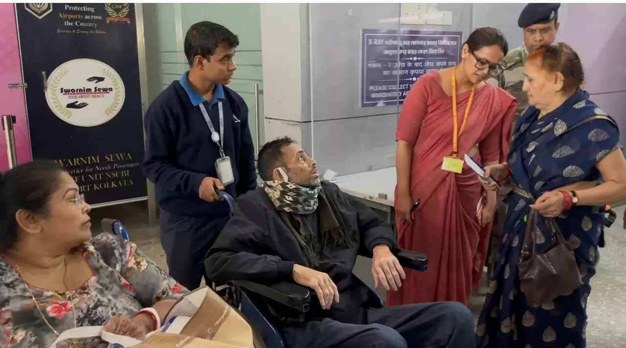 (अपडेट) इंडिगो संकट : नागरिक उड्डयन मंत्रालय की निदेशक ने काेलकाता एयरपोर्ट के हालात का लिया जायजा