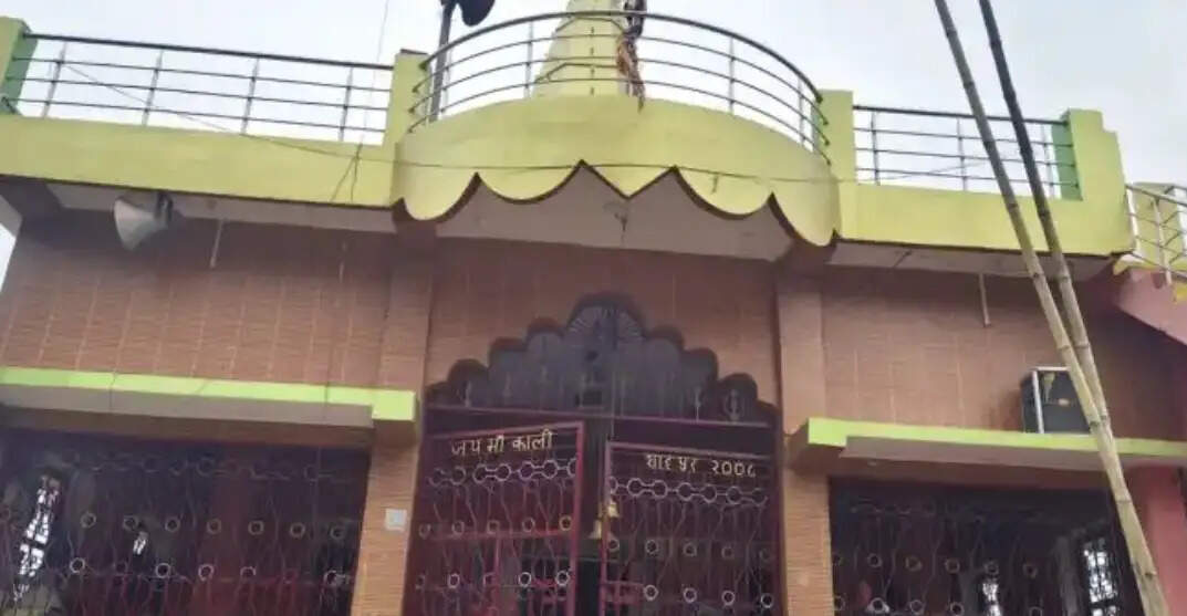 शाहपुर कालिका माता मंदिर में चोरी, जांच में जुटी पुलिस