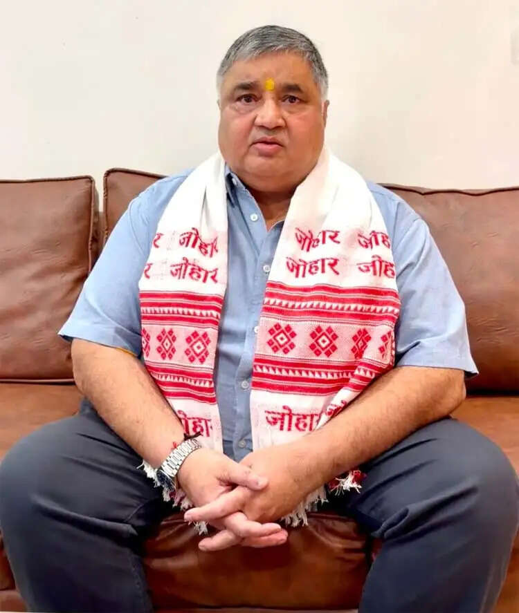 पर्यटन एवं संस्कृति मंत्री राजेश अग्रवाल ने दिया स्वदेशी अपनाने का संदेश