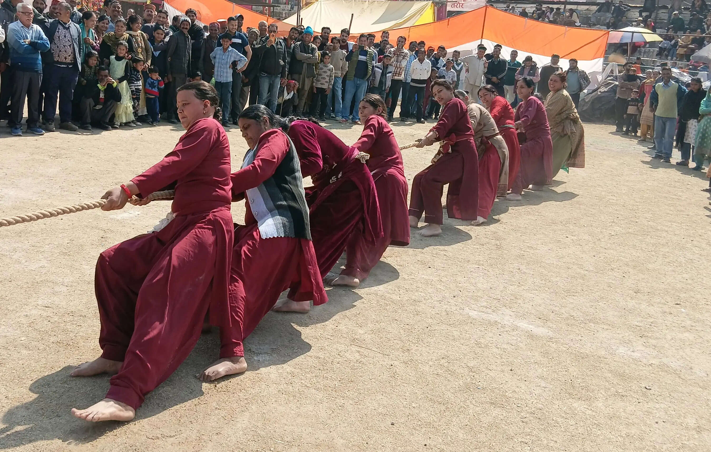 अंतरराष्ट्रीय शिवरात्रि महोत्सव में रस्साकस्सी प्रतियोगिता का आयोजन