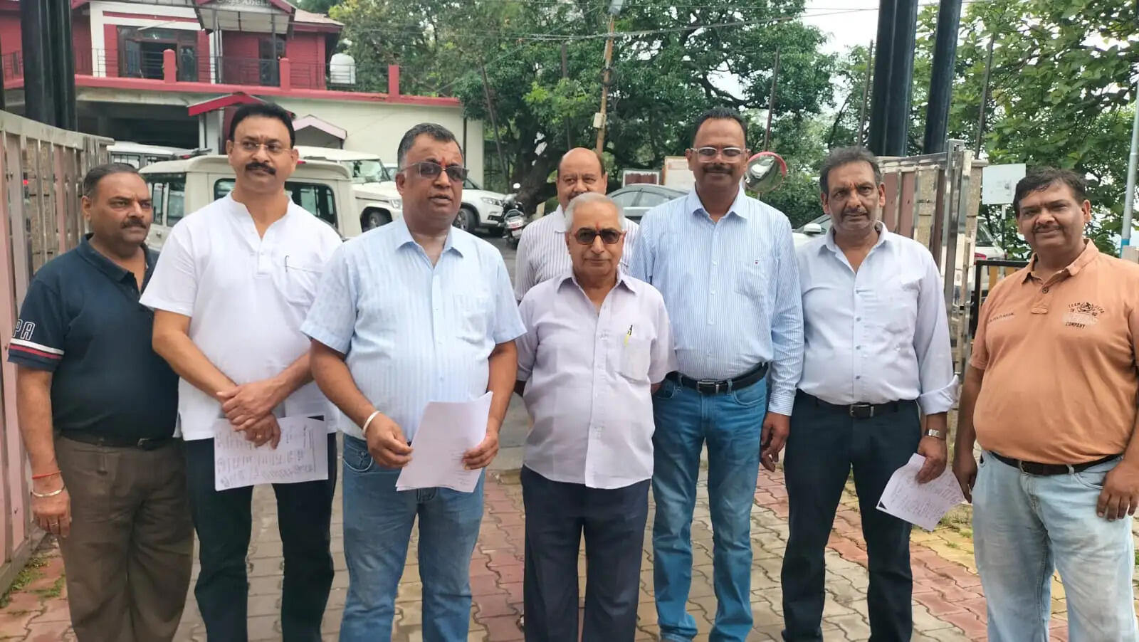 चौगान मैदान में ट्रेड फेयर के विरोध&nbsp; में उतरे नाहनके&nbsp;दुकानदार&nbsp;