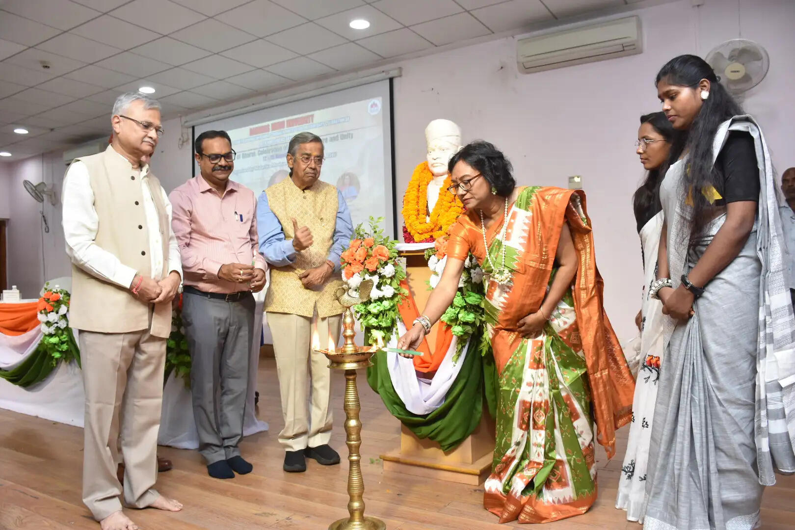 काशी हिन्दू विश्वविद्यालय में चार दिवसीय स्वतंत्रता दिवस समारोह का शुभारम्भ