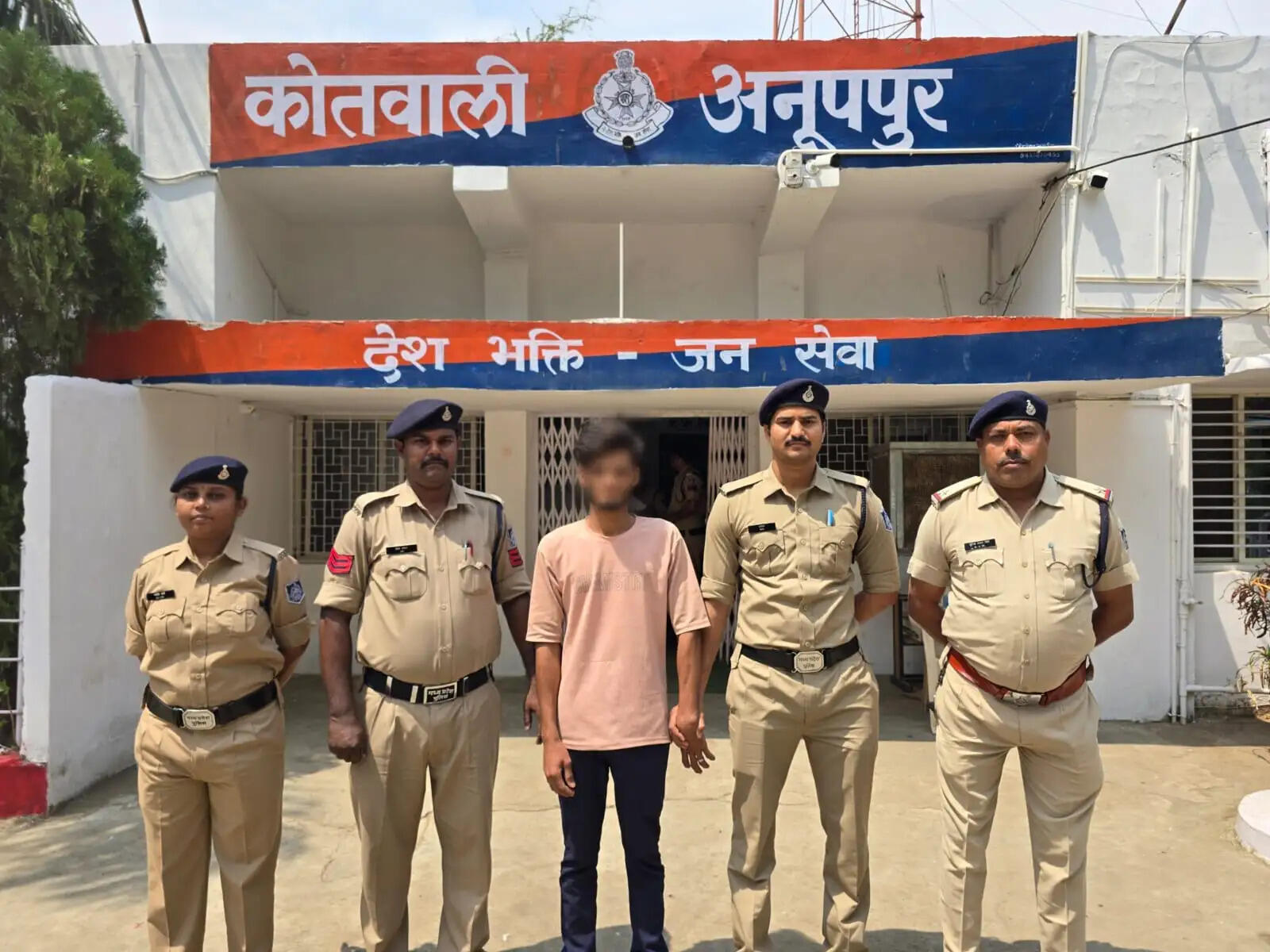 अनूपपुर: शादी का झांसा देकर किशोरी को भगाने वाला जबलपुर से गिरफ्तार,भेजा जेल